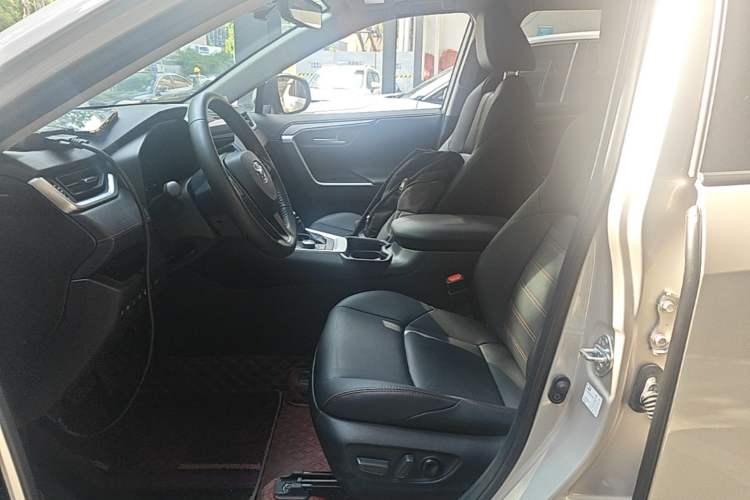 Used Toyota Wildlander New Energy 2023 High-Performance Edition 2.5L Four-Wheel Drive GT Version Left Front Seat