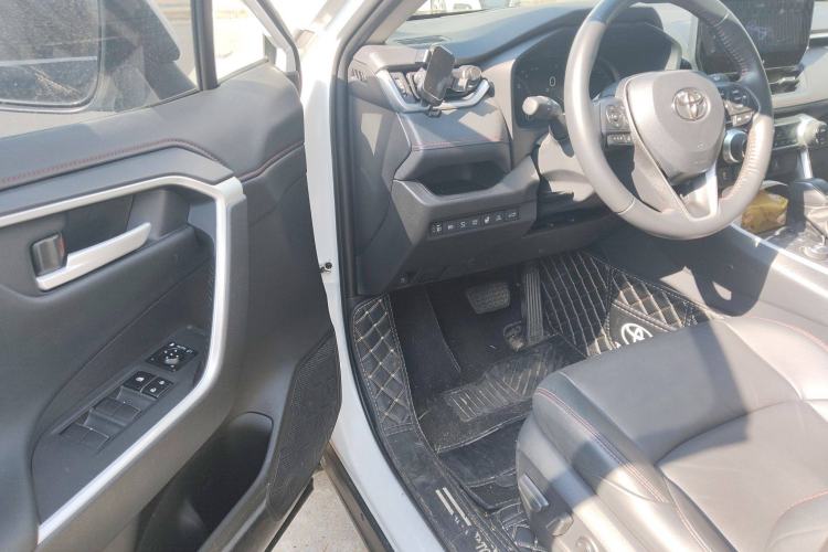 Used Toyota Wildlander New Energy 2023 High-Performance Edition 2.5L Four-Wheel Drive GT Version Driver Seat