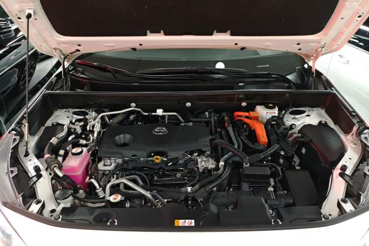 Used Toyota Wildlander New Energy 2023 High-Performance Edition 2.5L Four-Wheel Drive GT Version Engine Bay