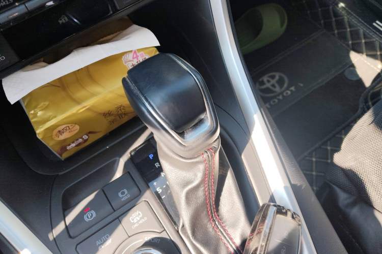 Used Toyota Wildlander New Energy 2023 High-Performance Edition 2.5L Four-Wheel Drive GT Version Gear Lever