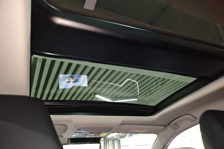 Used Toyota Wildlander New Energy 2023 High-Performance Edition 2.5L Four-Wheel Drive GT Version Headliner