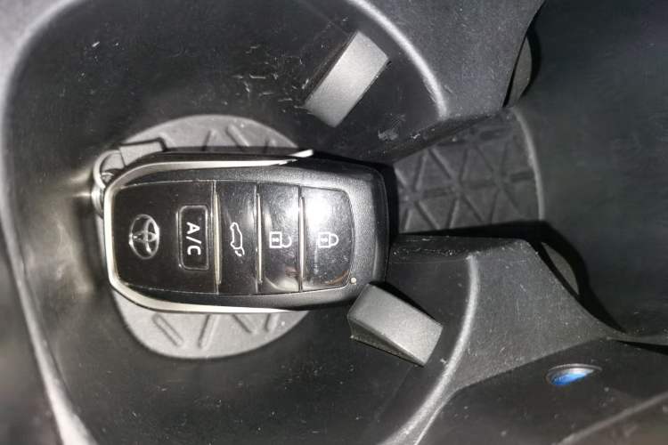 Used Toyota Wildlander New Energy 2023 High-Performance Edition 2.5L Four-Wheel Drive GT Version Interior 1