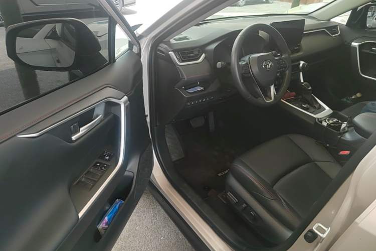 Used Toyota Wildlander New Energy 2023 High-Performance Edition 2.5L Four-Wheel Drive GT Version Driver Seat