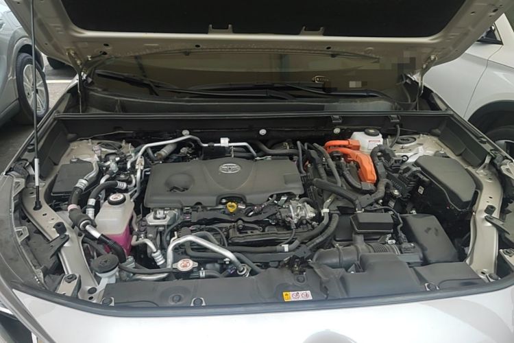 Used Toyota Wildlander New Energy 2023 High-Performance Edition 2.5L Four-Wheel Drive GT Version Engine Bay