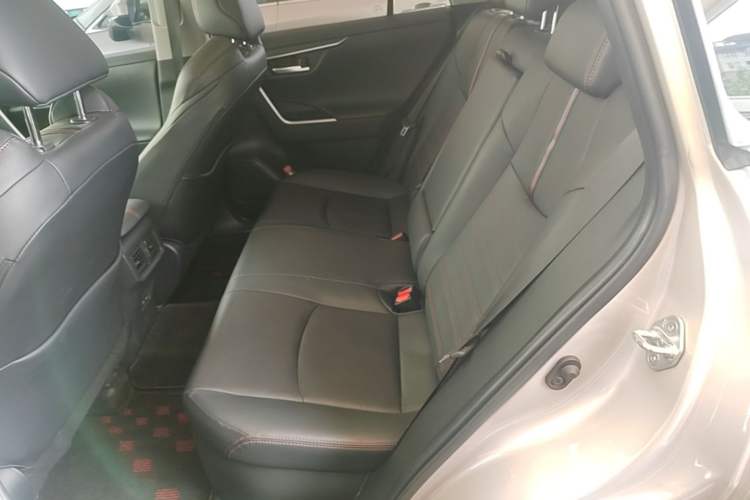Used Toyota Wildlander New Energy 2023 High-Performance Edition 2.5L Four-Wheel Drive GT Version Left Rear Seat