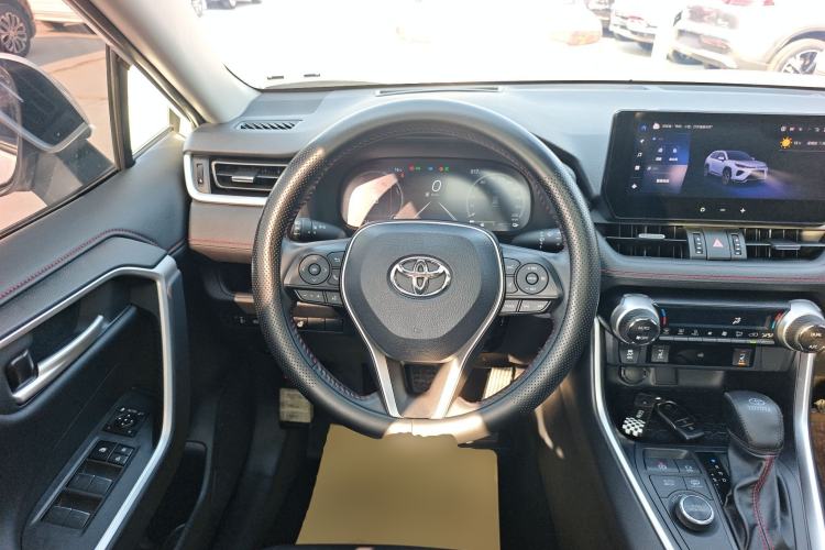 Used Toyota Wildlander New Energy 2024 2.5L Smart Plug-in Dual-Motor Two-Wheel Drive Powerful Engine Steering Wheel