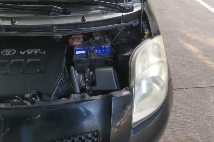 Used Toyota Yaris 2008 1.6 RS Automatic Supreme Dynamic Edition Engine Bay Left