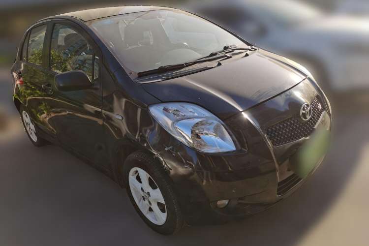 Used Toyota Yaris 2008 1.6 RS Automatic Supreme Edition Front Right 45 Deg