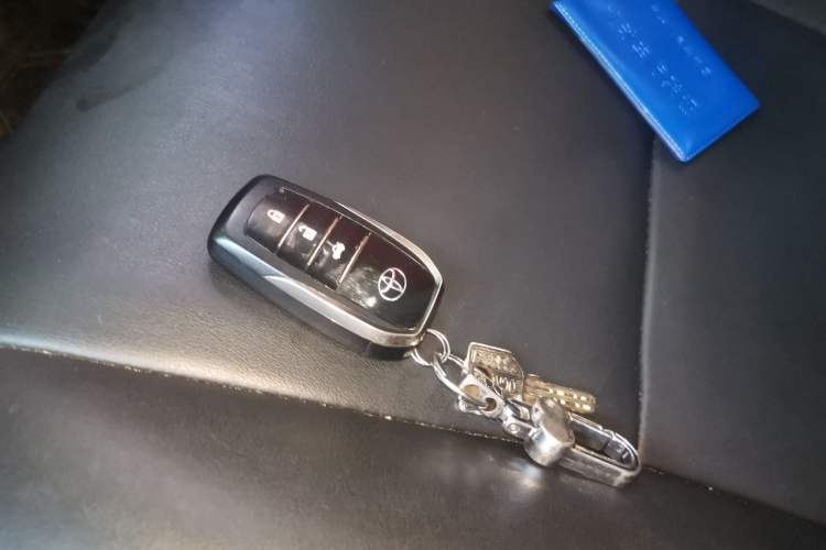Used Toyota Yaris 2008 1.6 RS Automatic Supreme Dynamic Edition Vehicle Key