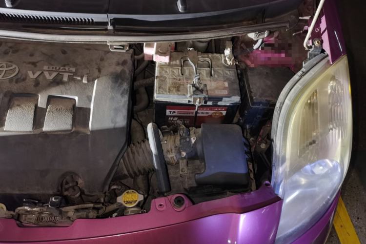 Used Toyota Yaris 2008 1.6G Automatic Deluxe Edition Engine Bay Left