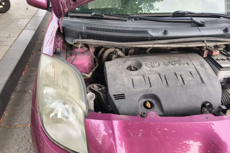 Used Toyota Yaris 2008 1.6G Automatic Deluxe Smart Edition Engine Bay Right