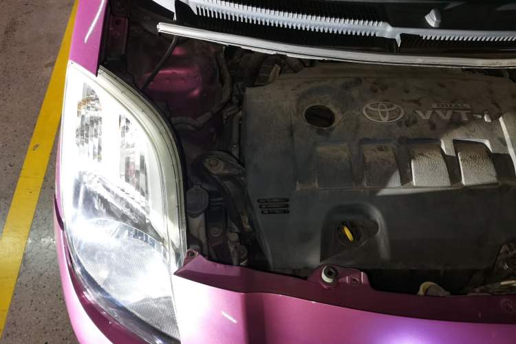 Used Toyota Yaris 2008 1.6G Automatic Deluxe Edition Engine Bay Right