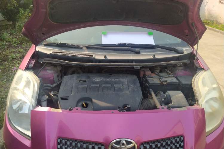 Used Toyota Yaris 2008 1.6G Automatic Deluxe Edition Engine Bay