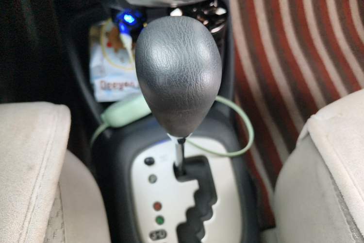 Used Toyota Yaris 2008 1.6G Automatic Deluxe Smart Edition Gear Lever