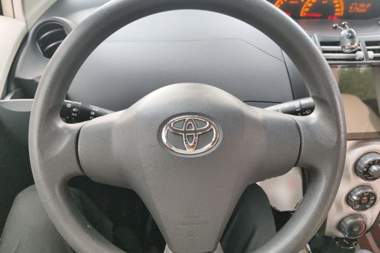 Used Toyota Yaris 2008 1.6G Automatic Deluxe Smart Edition Steering Wheel