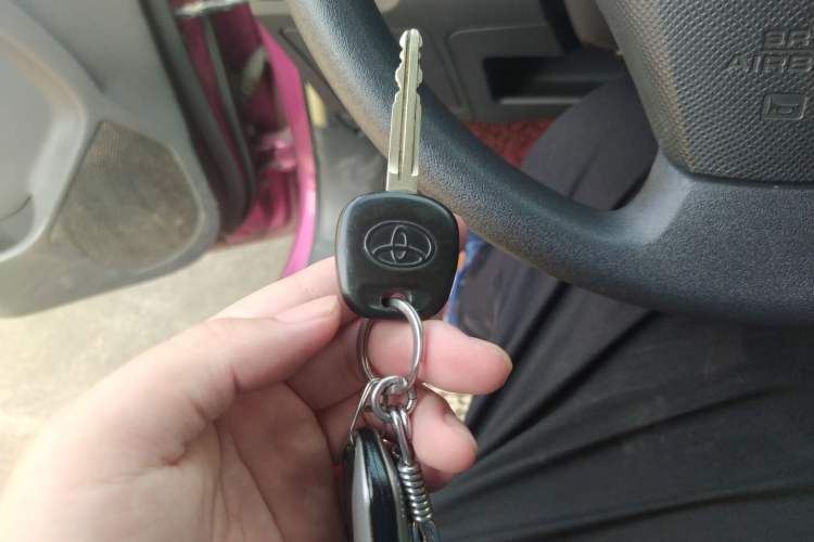 Used Toyota Yaris 2008 1.6G Automatic Deluxe Edition Vehicle Key