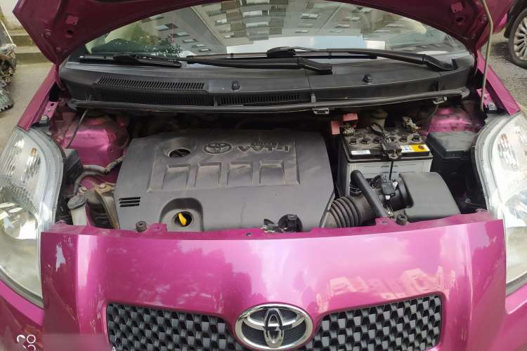 Used Toyota Yaris 2008 1.6G Automatic Deluxe Edition Engine Bay