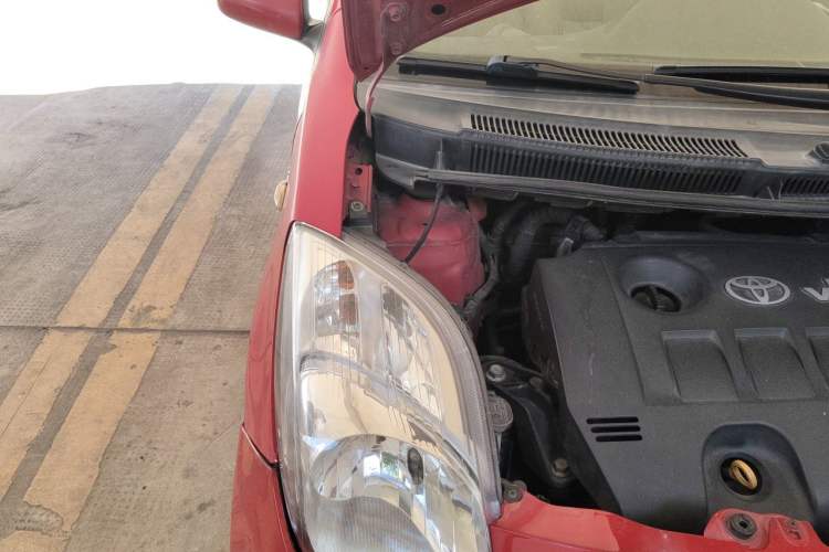 Used Toyota Yaris 2008 1.6G Automatic Deluxe Edition Engine Bay Right