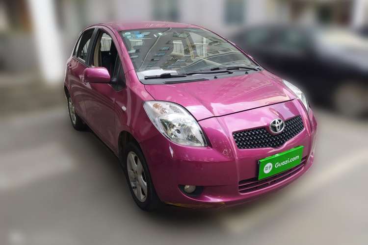 Used Toyota Yaris 2008 1.6G Automatic Deluxe Edition Front Right 45 Deg