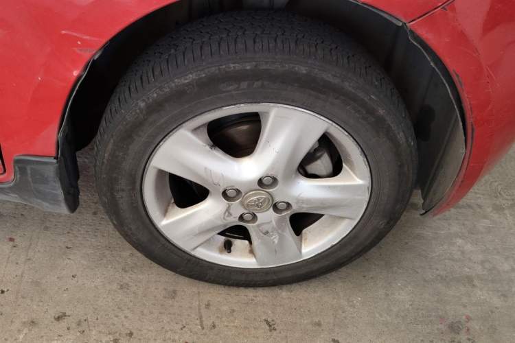 Used Toyota Yaris 2008 1.6G Automatic Deluxe Edition Right Front Wheel Hub