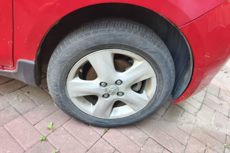 Used Toyota Yaris 2008 1.6G Automatic Deluxe Smart Edition Right Front Wheel Hub