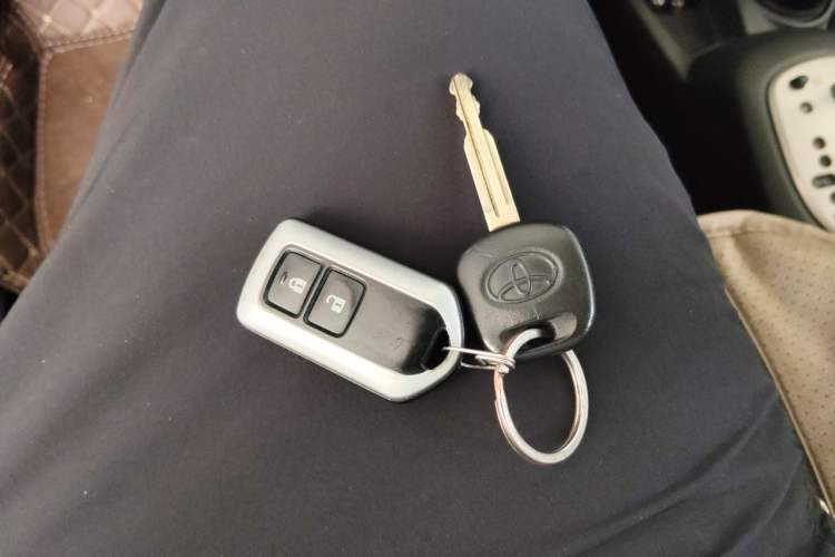 Used Toyota Yaris 2008 1.6G Automatic Deluxe Edition Vehicle Key