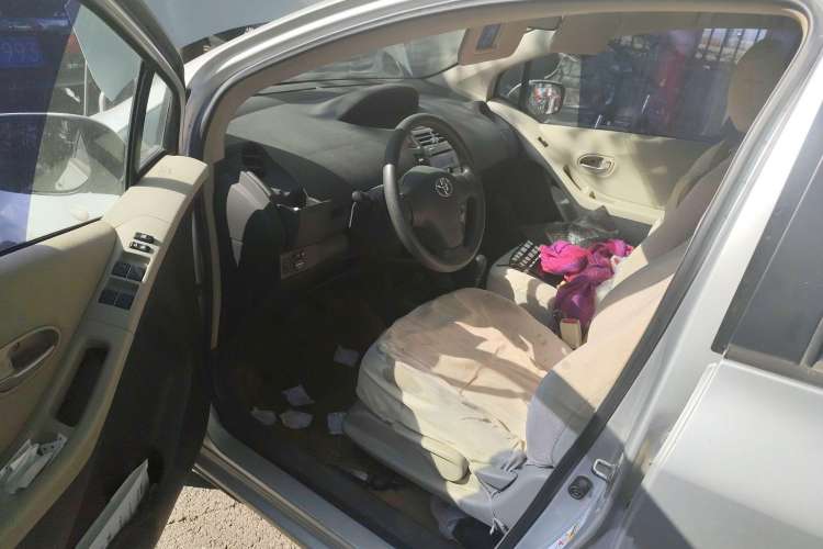 Used Toyota Yaris 2008 1.6G Automatic Deluxe Smart Edition Driver Seat