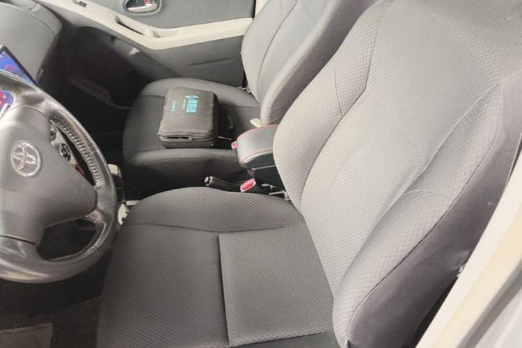 Used Toyota Yaris 2008 1.6G Automatic Deluxe Edition Left Front Seat