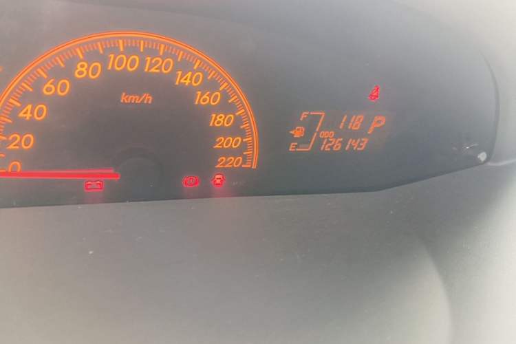 Used Toyota Yaris 2008 1.6G Automatic Deluxe Edition Odometer Close Up