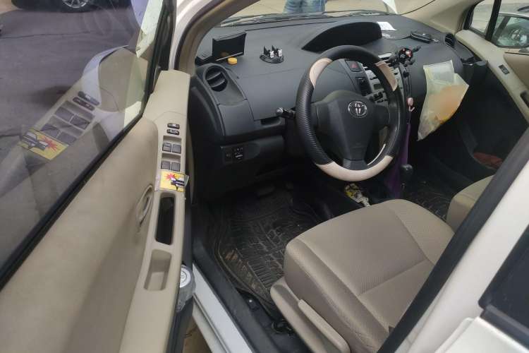 Used Toyota Yaris 2008 1.6G Automatic Deluxe Smart Edition Driver Seat