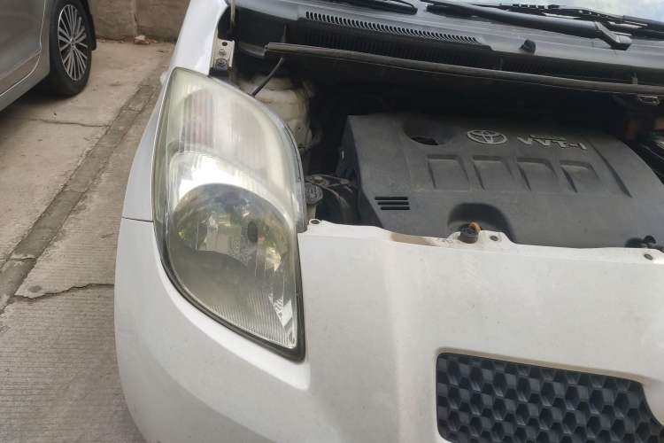Used Toyota Yaris 2008 1.6G Automatic Deluxe Smart Edition Engine Bay Right