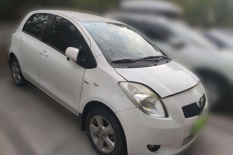 Used Toyota Yaris 2008 1.6G Automatic Deluxe Smart Edition Front Right 45 Deg