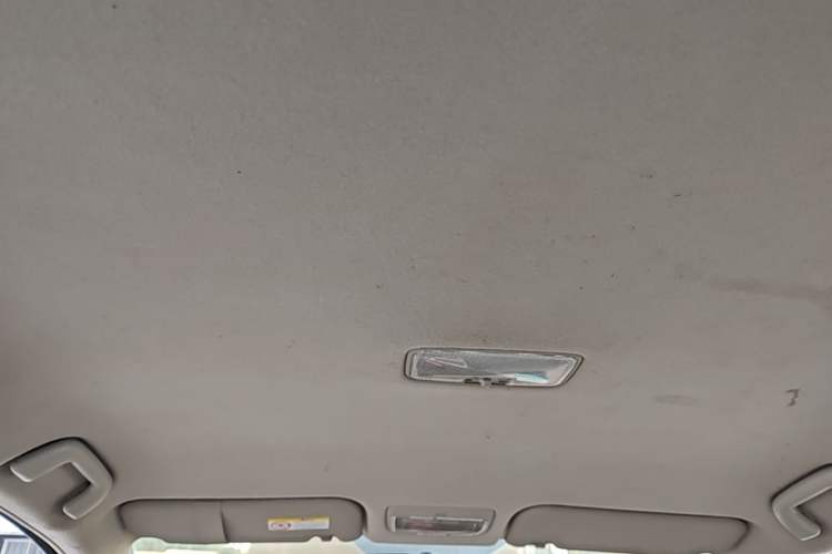 Used Toyota Yaris 2009 1.6E Automatic Comfort Edition Headliner