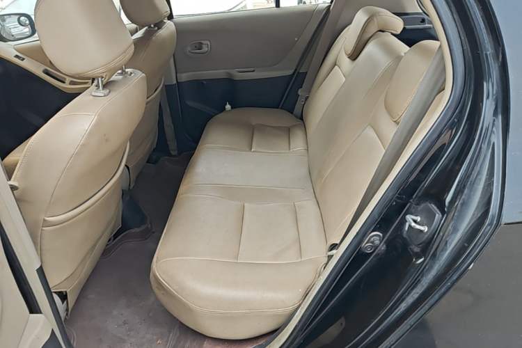 Used Toyota Yaris 2009 1.6E Automatic Comfort Edition Left Rear Seat
