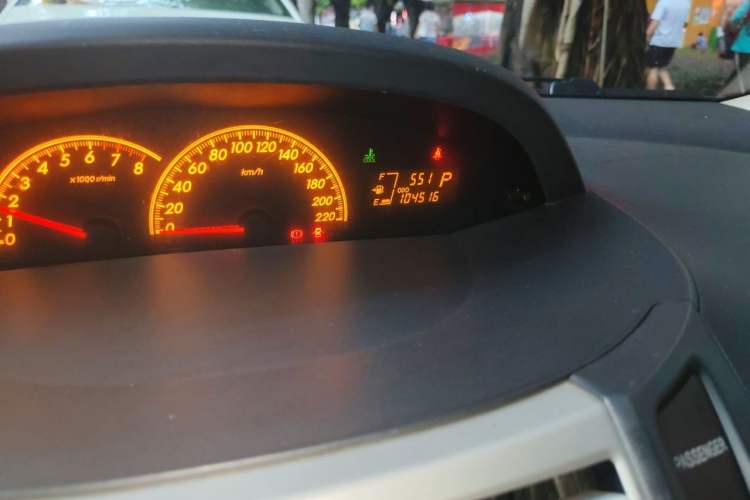 Used Toyota Yaris 2009 1.6E Automatic Comfort Edition Odometer Close Up