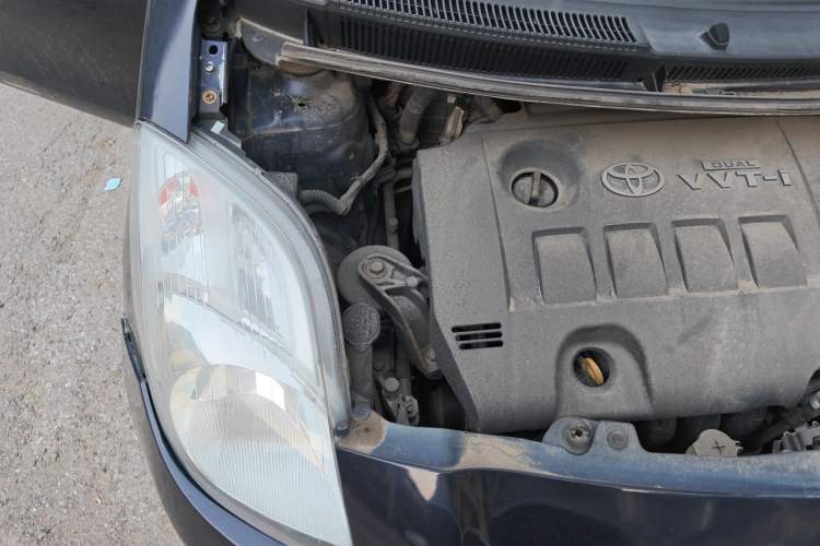 Used Toyota Yaris 2009 1.6E Automatic Comfort Edition Engine Bay Right