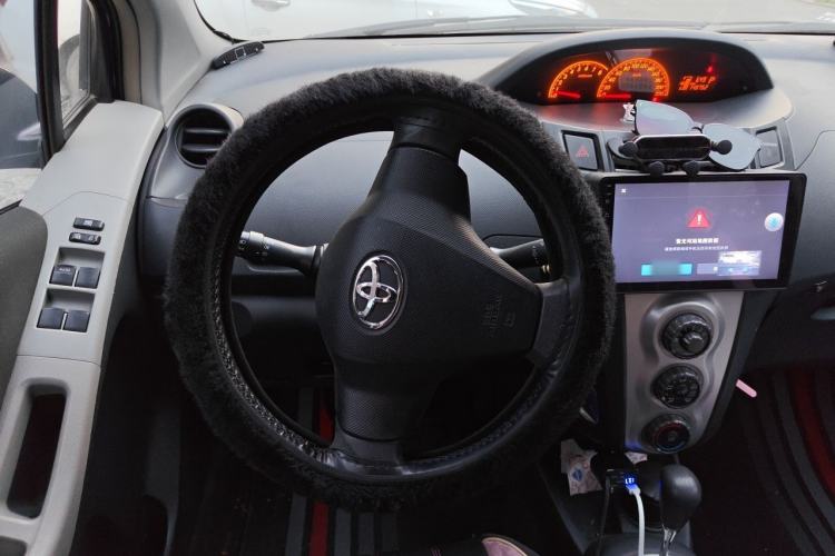 Used Toyota Yaris 2009 1.6E Automatic Comfort Edition Steering Wheel