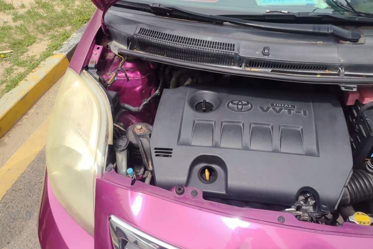 Used Toyota Yaris 2009 1.6E Automatic Comfort Edition Engine Bay Right