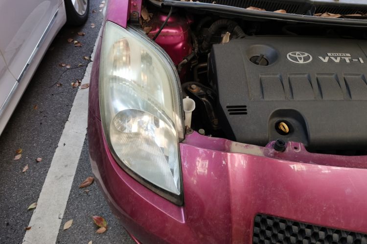 Used Toyota Yaris 2009 1.6E Automatic Comfort Edition Engine Bay Right