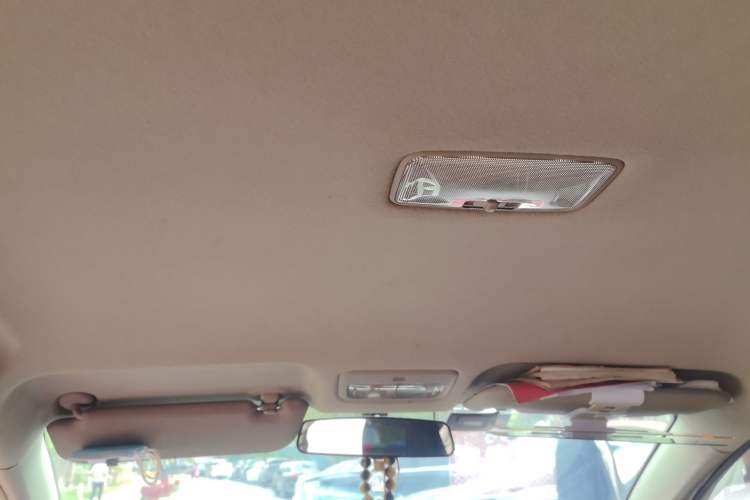 Used Toyota Yaris 2009 1.6E Automatic Comfort Edition Headliner
