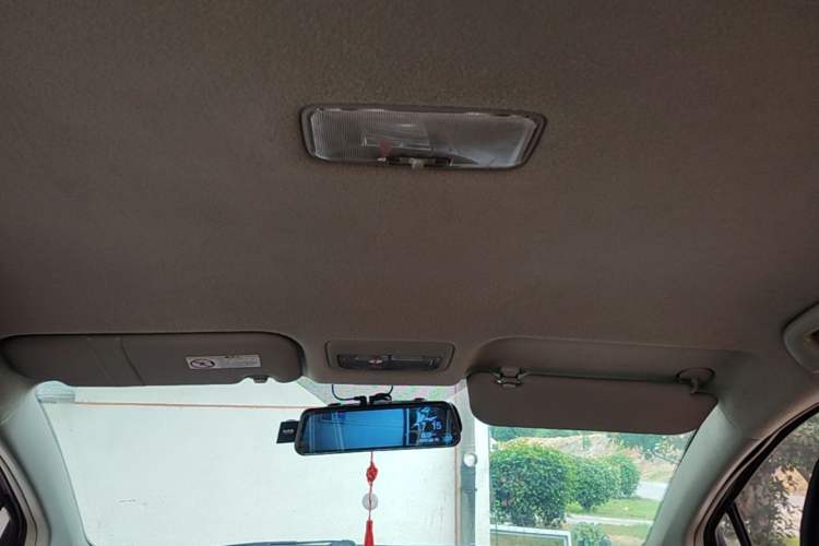 Used Toyota Yaris 2009 1.6E Automatic Comfort Edition Headliner