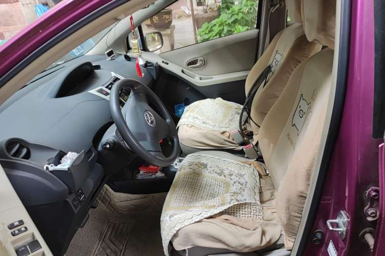 Used Toyota Yaris 2009 1.6E Automatic Comfort Edition Left Front Seat