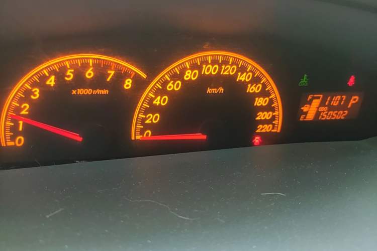 Used Toyota Yaris 2009 1.6E Automatic Comfort Edition Odometer Close Up