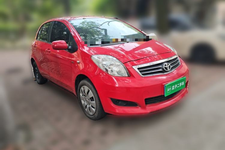 Used Toyota Yaris 2009 1.6E Automatic Comfort Edition Front Right 45 Deg