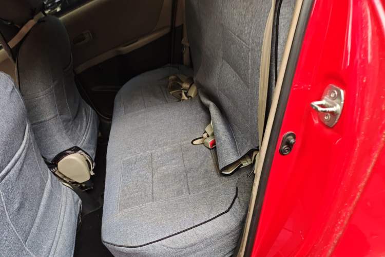 Used Toyota Yaris 2009 1.6E Automatic Comfort Edition Left Rear Seat