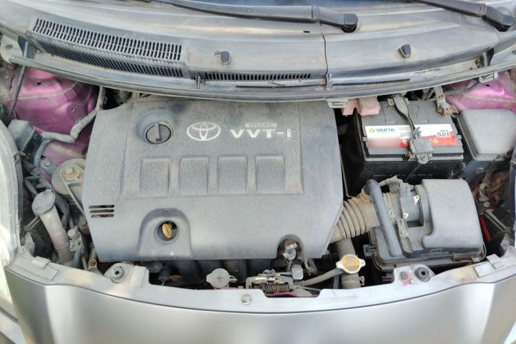 Used Toyota Yaris 2009 1.6E Automatic Comfort Edition Engine Bay