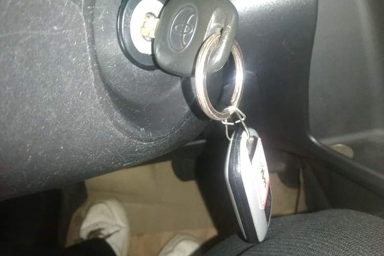 Used Toyota Yaris 2009 1.6E Automatic Comfort Edition Vehicle Key