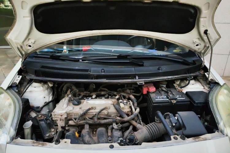 Used Toyota Yaris 2009 1.6E Automatic Comfort Edition Engine Bay