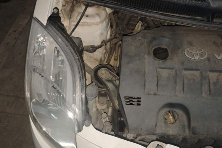 Used Toyota Yaris 2009 1.6E Automatic Comfort Edition Engine Bay Right