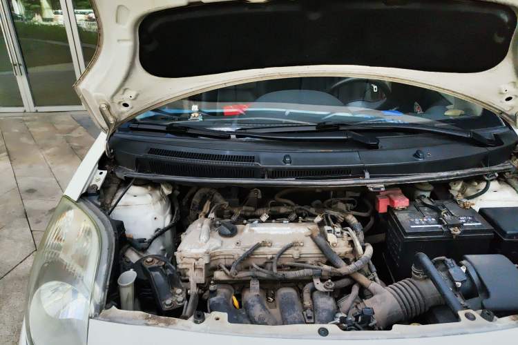 Used Toyota Yaris 2009 1.6E Automatic Comfort Edition Engine Bay Right